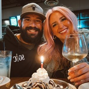 Meet your Posher, Lacy